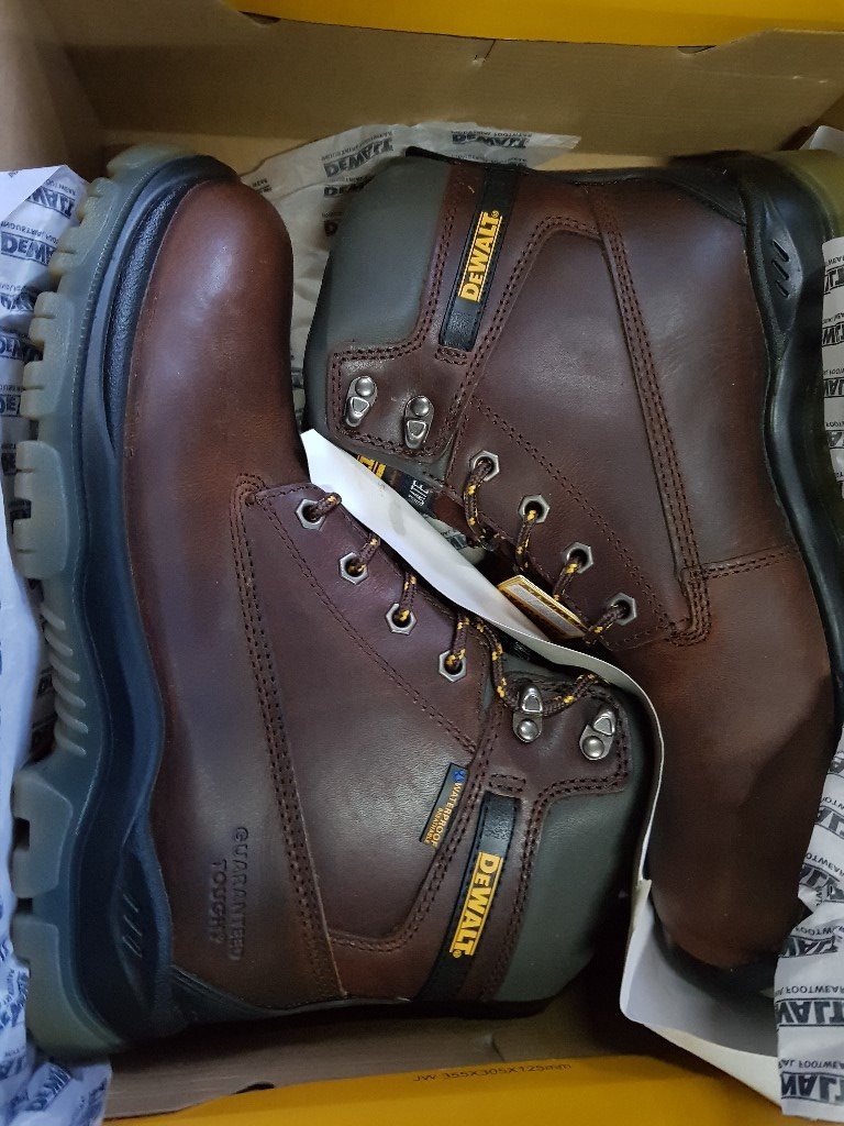 work boots new plymouth